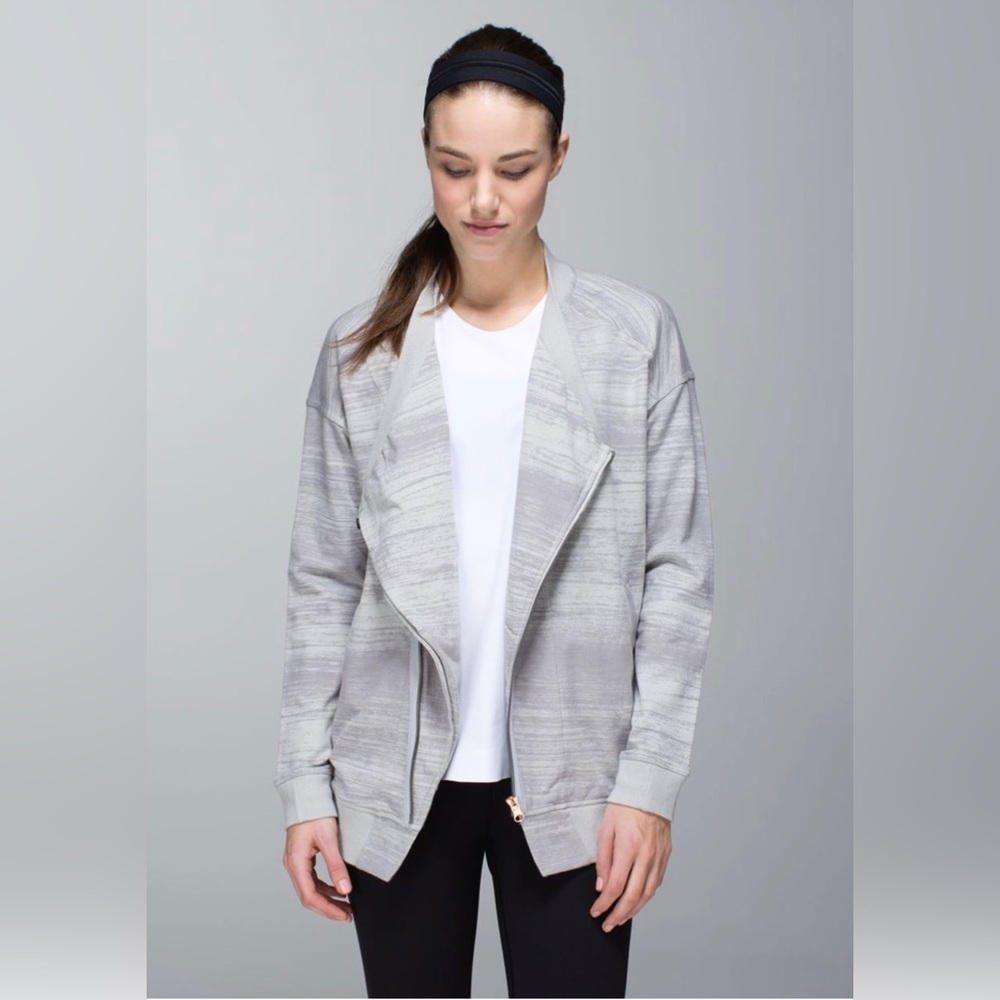 Lululemon Athletica Mula Bundle Wrap Jacket